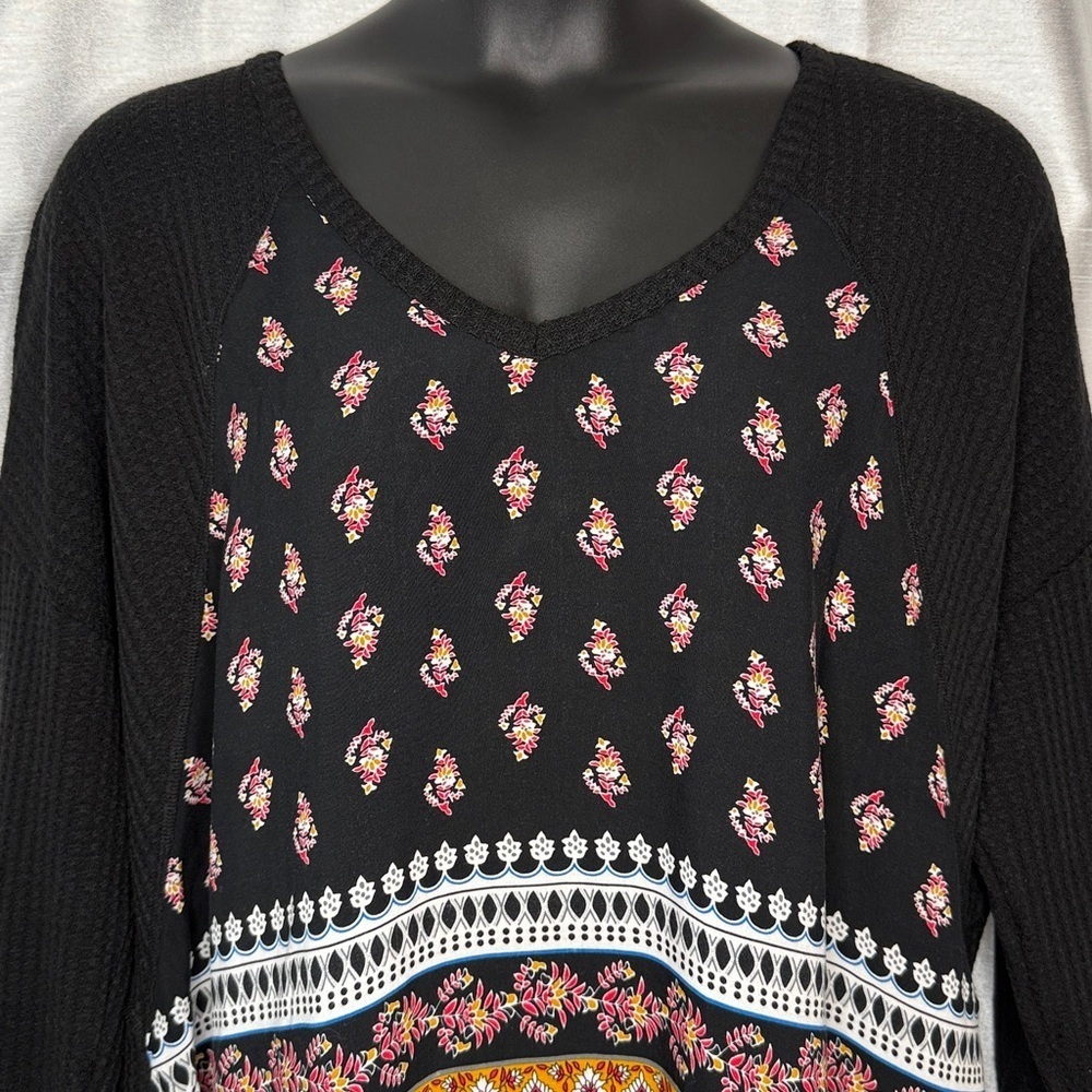 Weekend Suzanne Betro Top WaffleKnit Floral V Neck Drop Shoulder Women’s 3X
